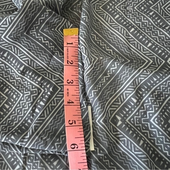 NWT Miraclesuit Tulum Treasure Caftan Tunic. Two sizes available 1S 1 M - Picture 7 of 8